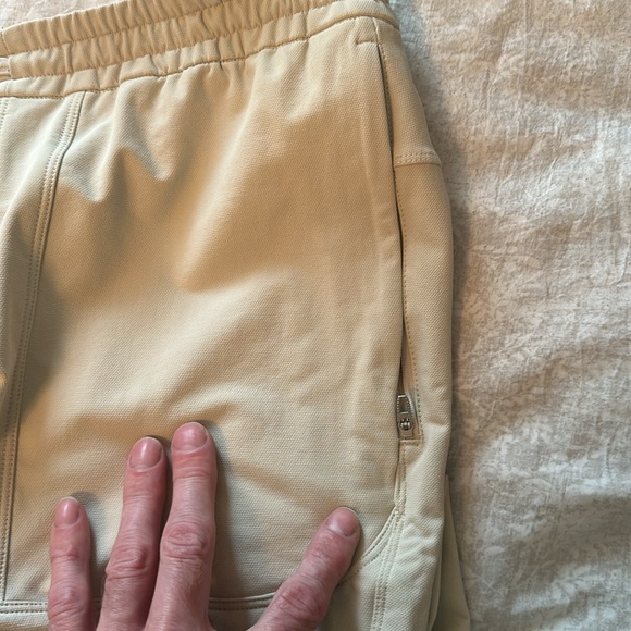 Lululemon NWOT joggers xl abc bowline utilitech. EUC cream - Picture 5 of 7